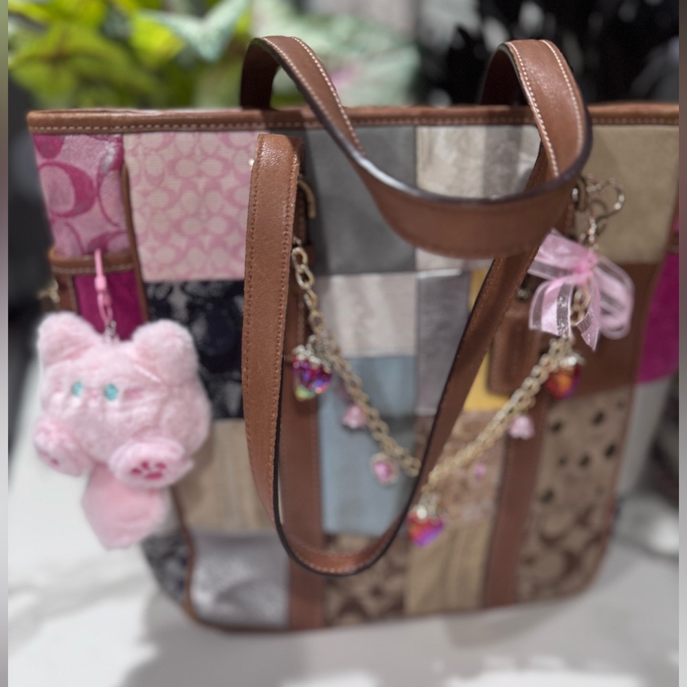 Coach Patchwork Tote #10001 Vintage +CHARMS - Picture 2 of 8